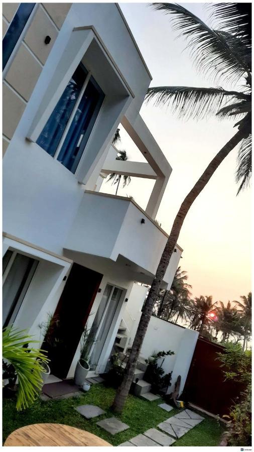 Ayona Beach Villa Katuneriya Εξωτερικό φωτογραφία